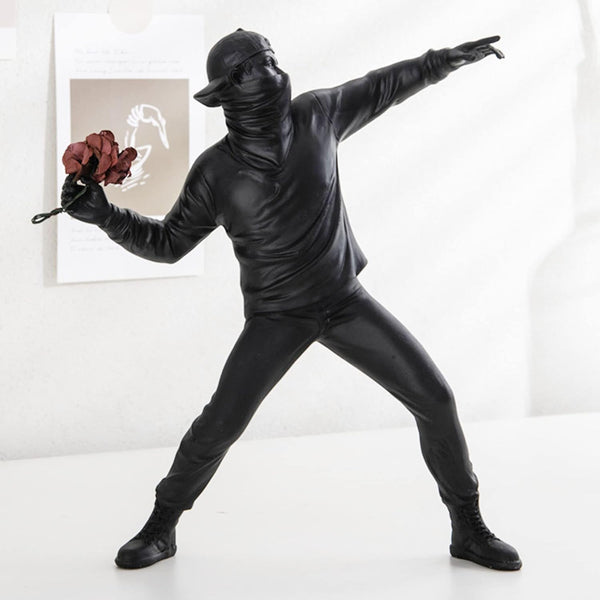 Home Decor Flower Thrower Statue Room Decor for Men Aesthetic Sculpture, Black, 20x8x21.5cm