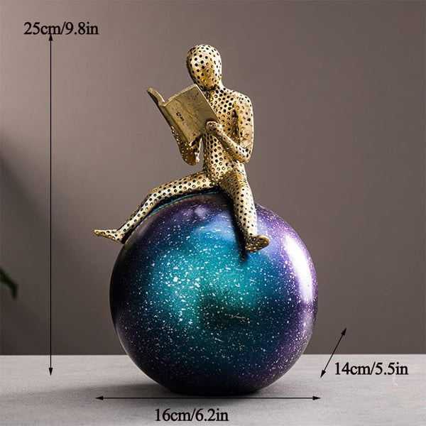 Reader Statue Abstract Sculpture, Resin Thinking Man with Ball Minimalist Decor Accents Home Decor Living Room Table, Bookshelf Decor for Office L 16 W14 H 25 CM (BSP-8022)
