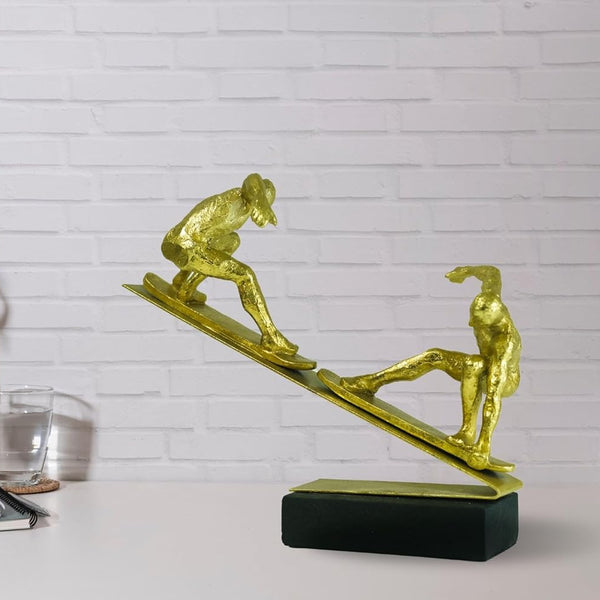 Synergy in Motion: an Elegant Showpiece Celebrating Interconnectedness and Mutual Support—Perfect as a Gift or Decorative Accent, Symbolizing Unity and Shared Aspirations. (BSP-8063)