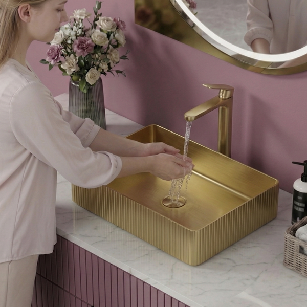Modern Stainless Steel Countertop Wash Basin (500x352x110 mm) Gold