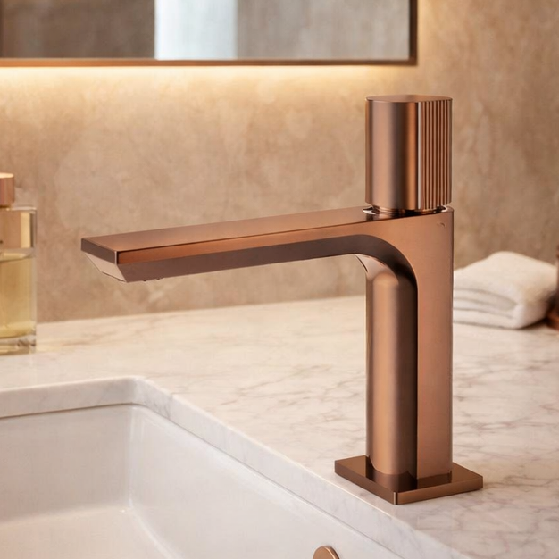 BASSINO Duke Series Short Heavy Basin Mixer Full Brass Faucet Rose gold