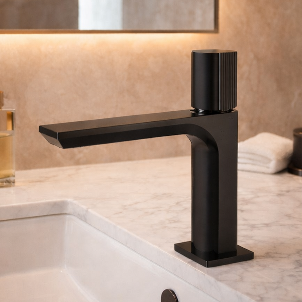 BASSINO Duke Series Short Heavy Basin Mixer Full Brass Faucet Black Matt