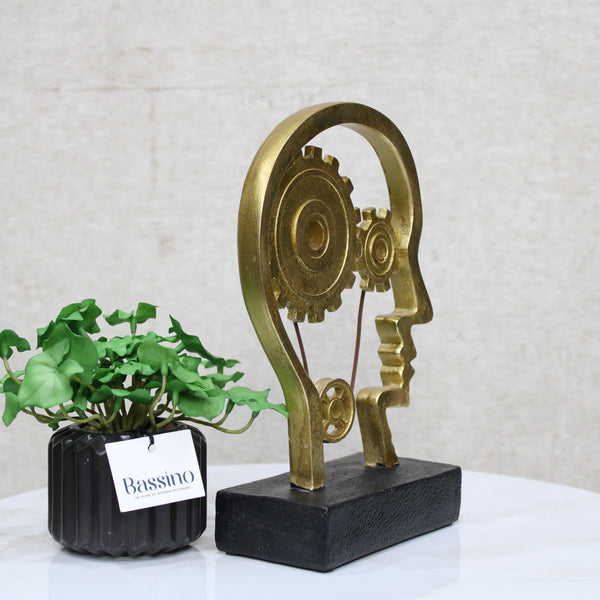 1 pc Man with Gear in The Head Statue, Home Decor Showpiece Room Enhancement Decorative Showpiece - gold 18x8x26 CM