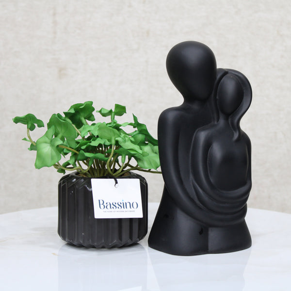 Couple Statues Home Decor Modern Style Figurine Decorative Aesthetic Sculpture Room Decor Ornaments for Living Room, Bedroom, Office Desktop, Cabinets BSP-8281  L10 W7 H20