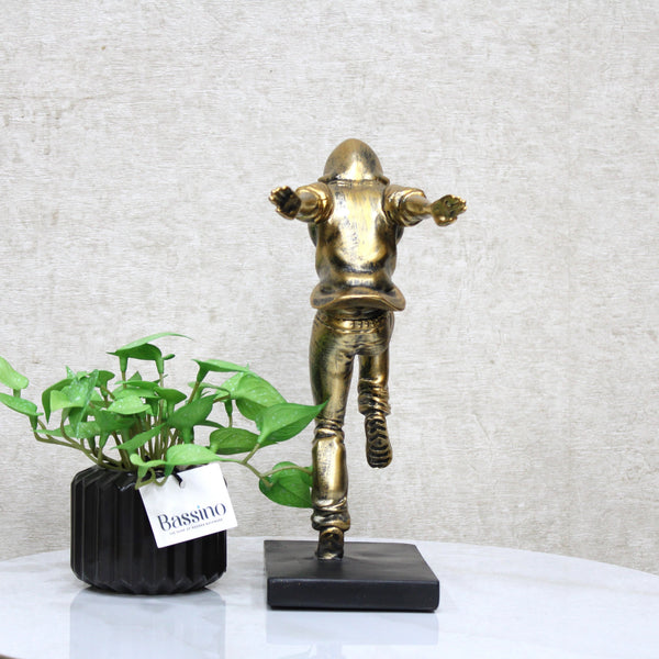 Decoration Figure Statue, Resin Street Dance Boy Action Statue Sculpture, Street Dance Competition Price BSP-8297 L15 W10 H27 CM