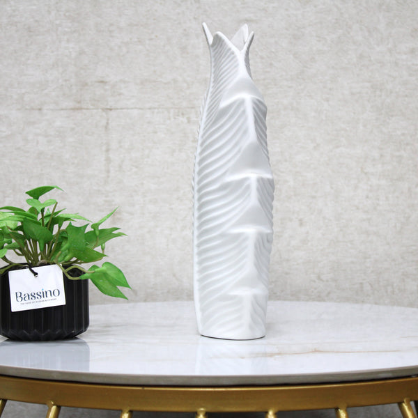 Textured White Leaf Vase - Modern Decorative Accent (Set of 1)